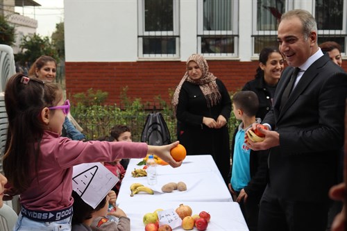 Kaymakam Sayın Muhammed Gürbüz, “Kaybolmaya Yüz Tutmuş Meslekler” sergisine katıldı.